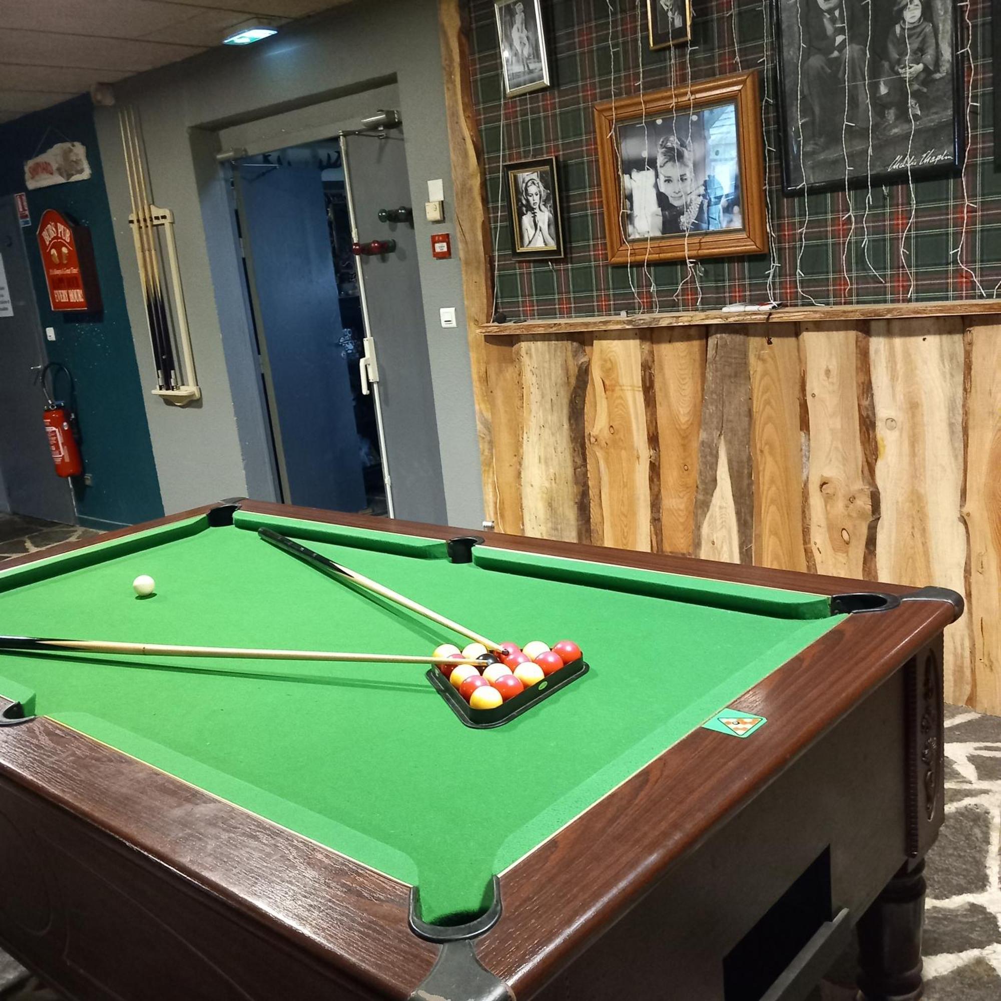 Hotel Montlo Relais Des Cerfs Cubieres Zewnętrze zdjęcie