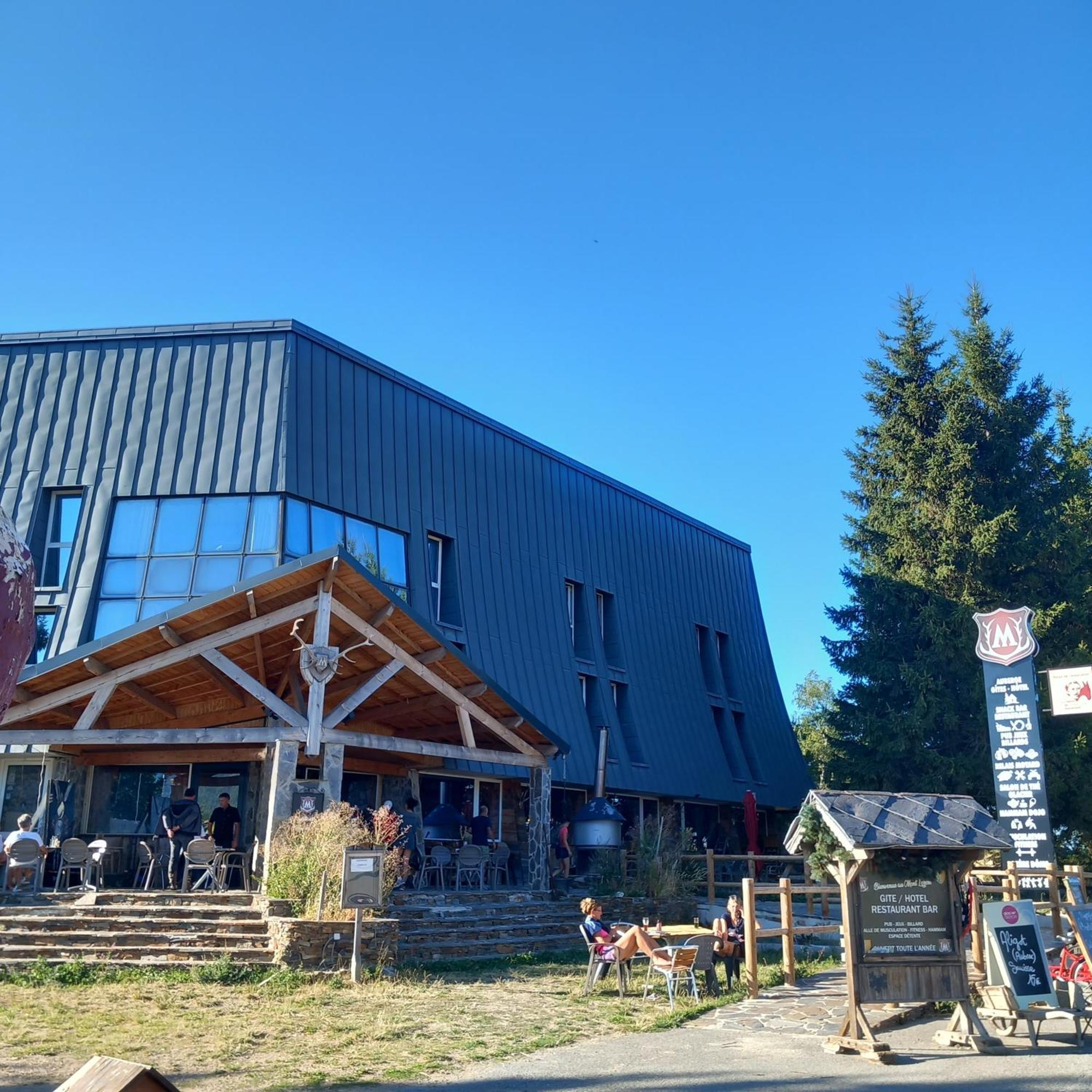 Hotel Montlo Relais Des Cerfs Cubieres Zewnętrze zdjęcie